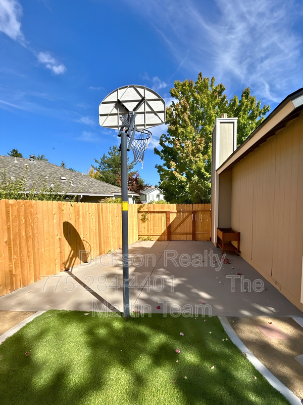 6326 Blue Lakes Court property image
