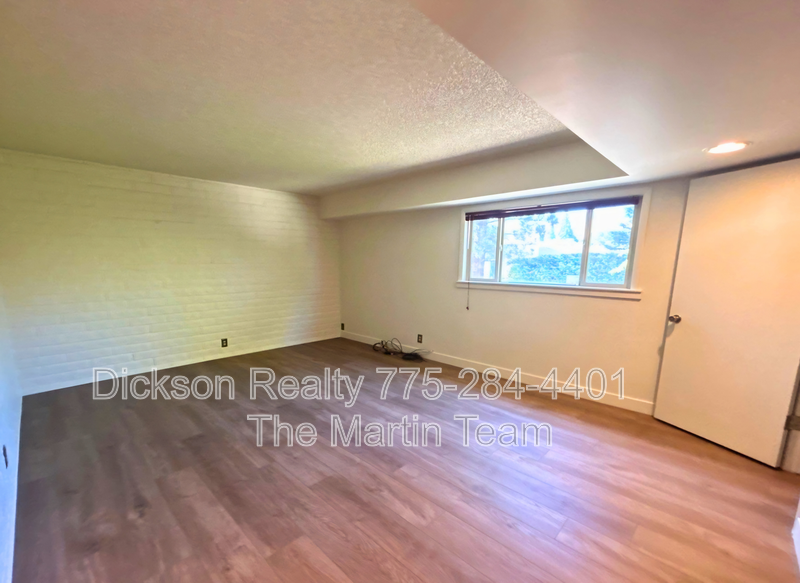 3479 Skyline Boulevard property image