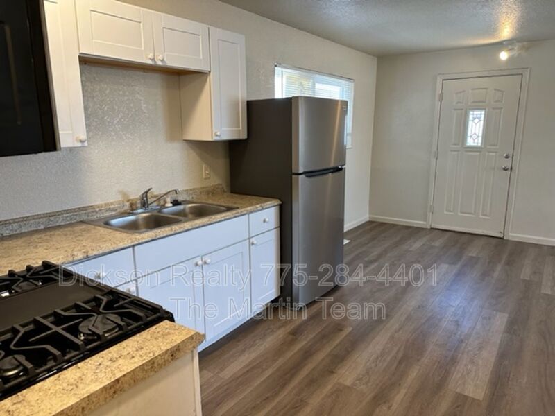 42 Caliente property image