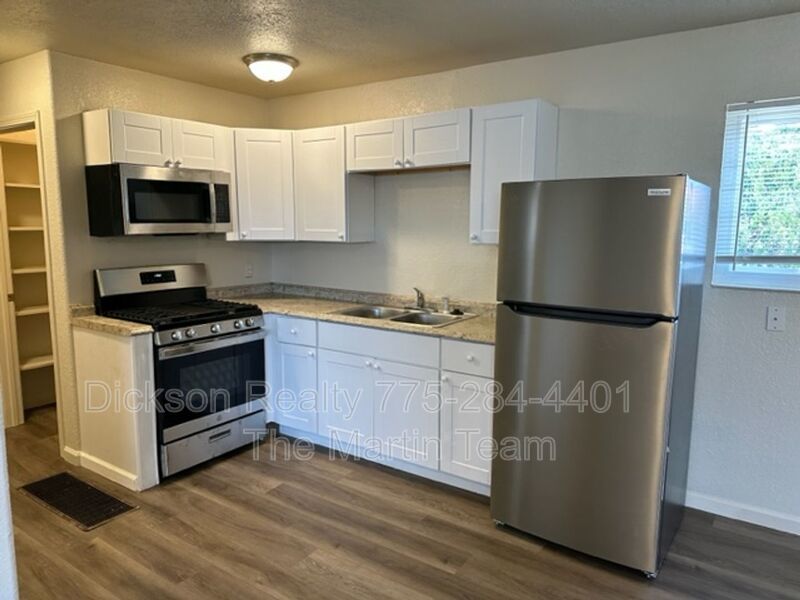 42 Caliente property image