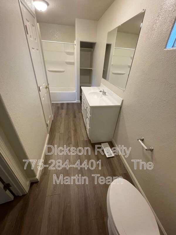 42 Caliente property image