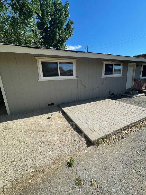 42 Caliente property image