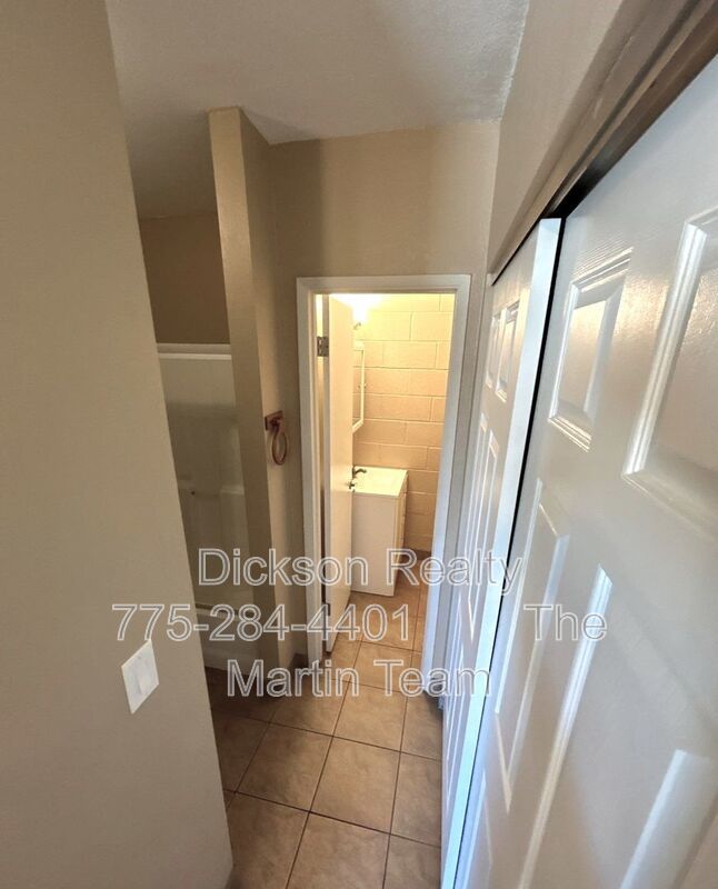 470 Sunshine Ln Reno, NV 89502 property image