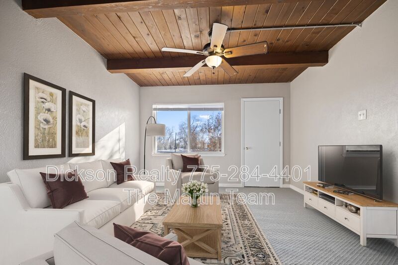 695 Denslowe Dr Unit B property image