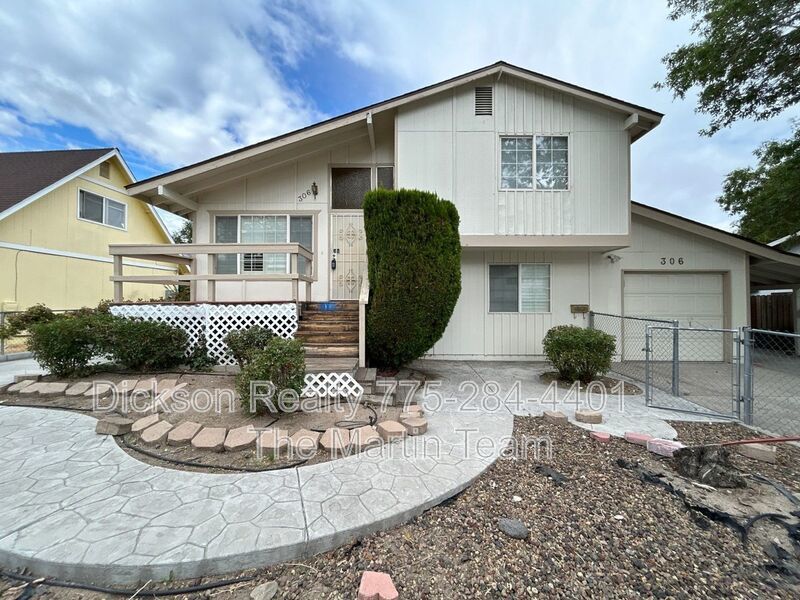 306 E Quail St property image