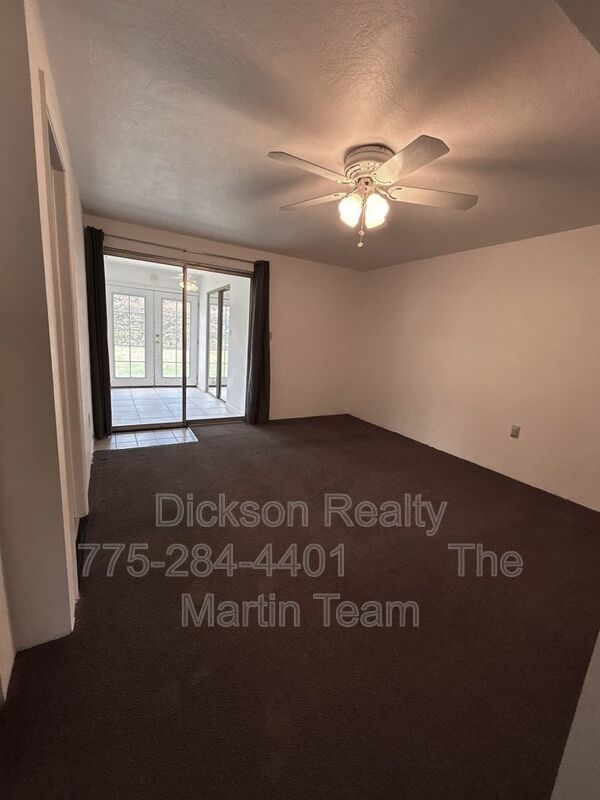 306 E Quail St property image