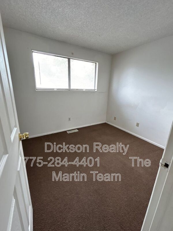 306 E Quail St property image