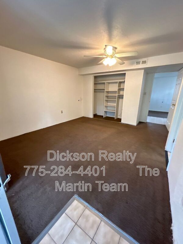 306 E Quail St property image