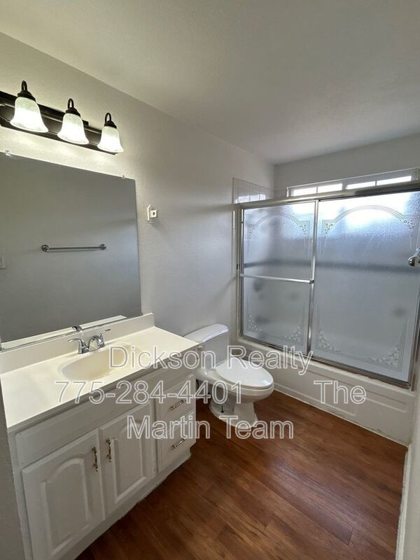 306 E Quail St property image