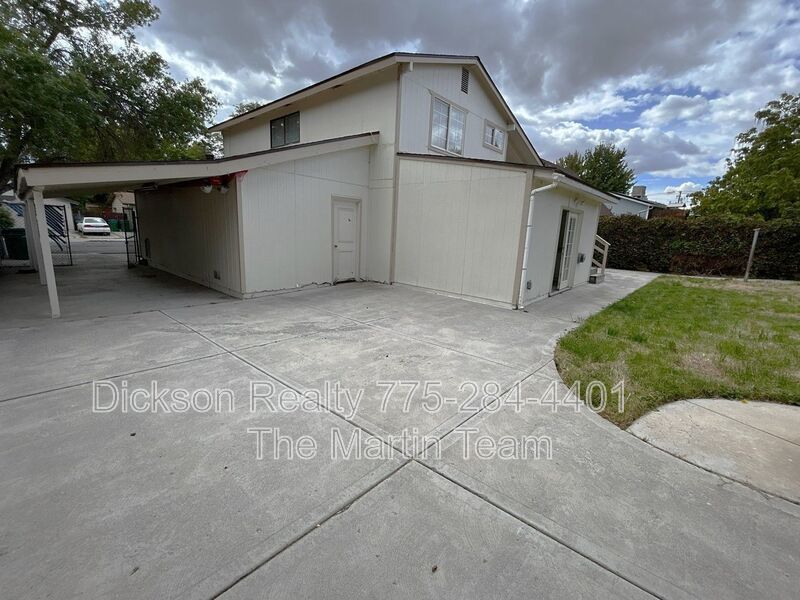 306 E Quail St property image