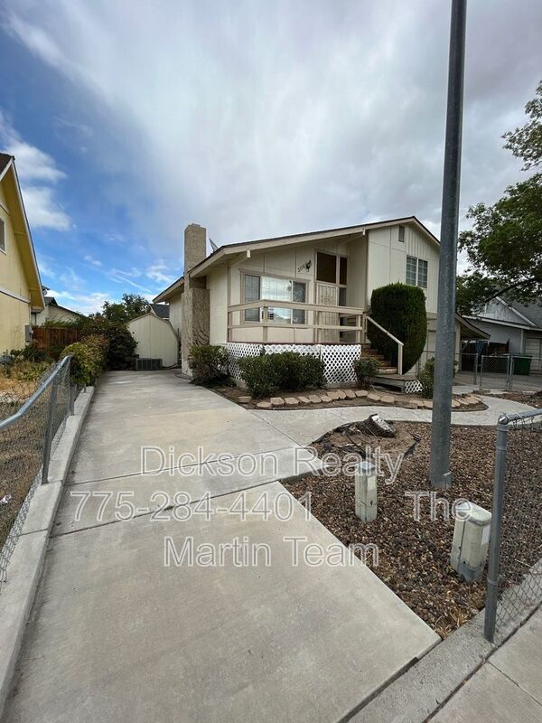 306 E Quail St property image