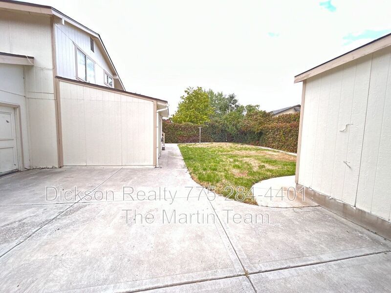 306 E Quail St property image