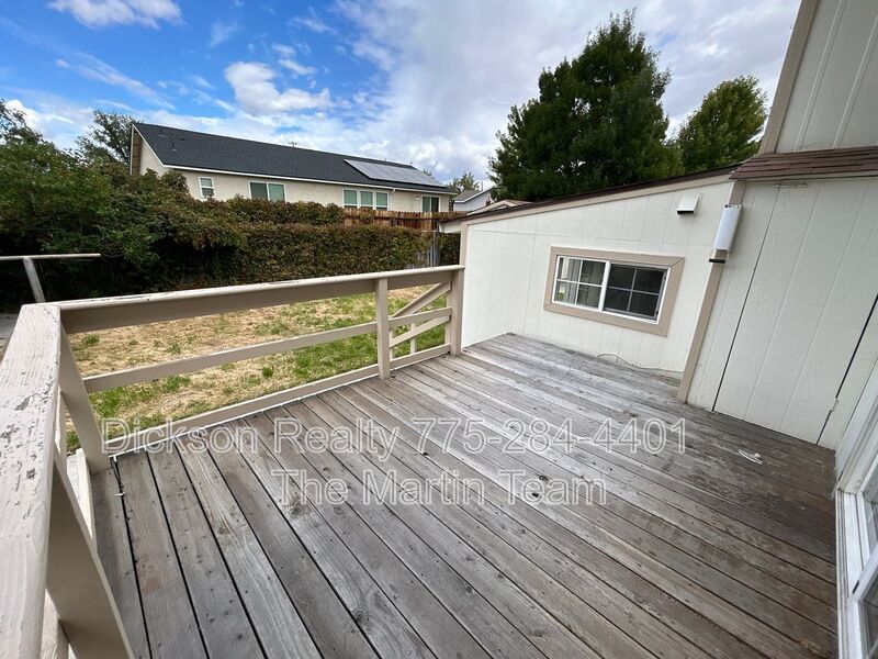 306 E Quail St property image